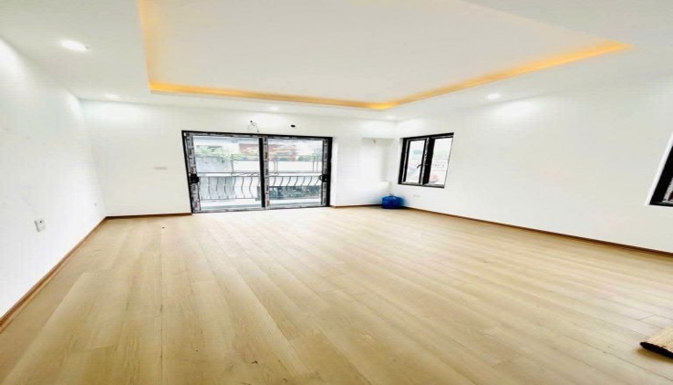 Cho thuê nhà nguyên căn ngõ Giáp Bát, Hoàng Mai 5 tầng, 40m2, 3 ngủ khép kín, 11 Triệu